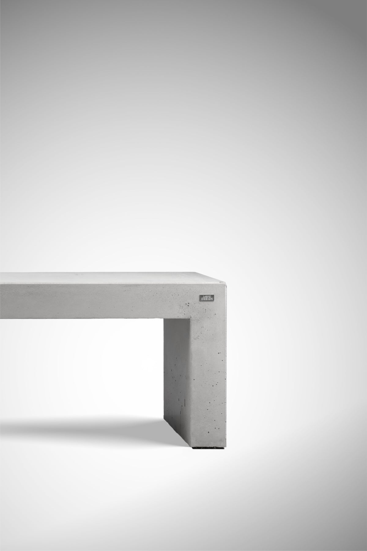 Betonbank aus Sichtbeton